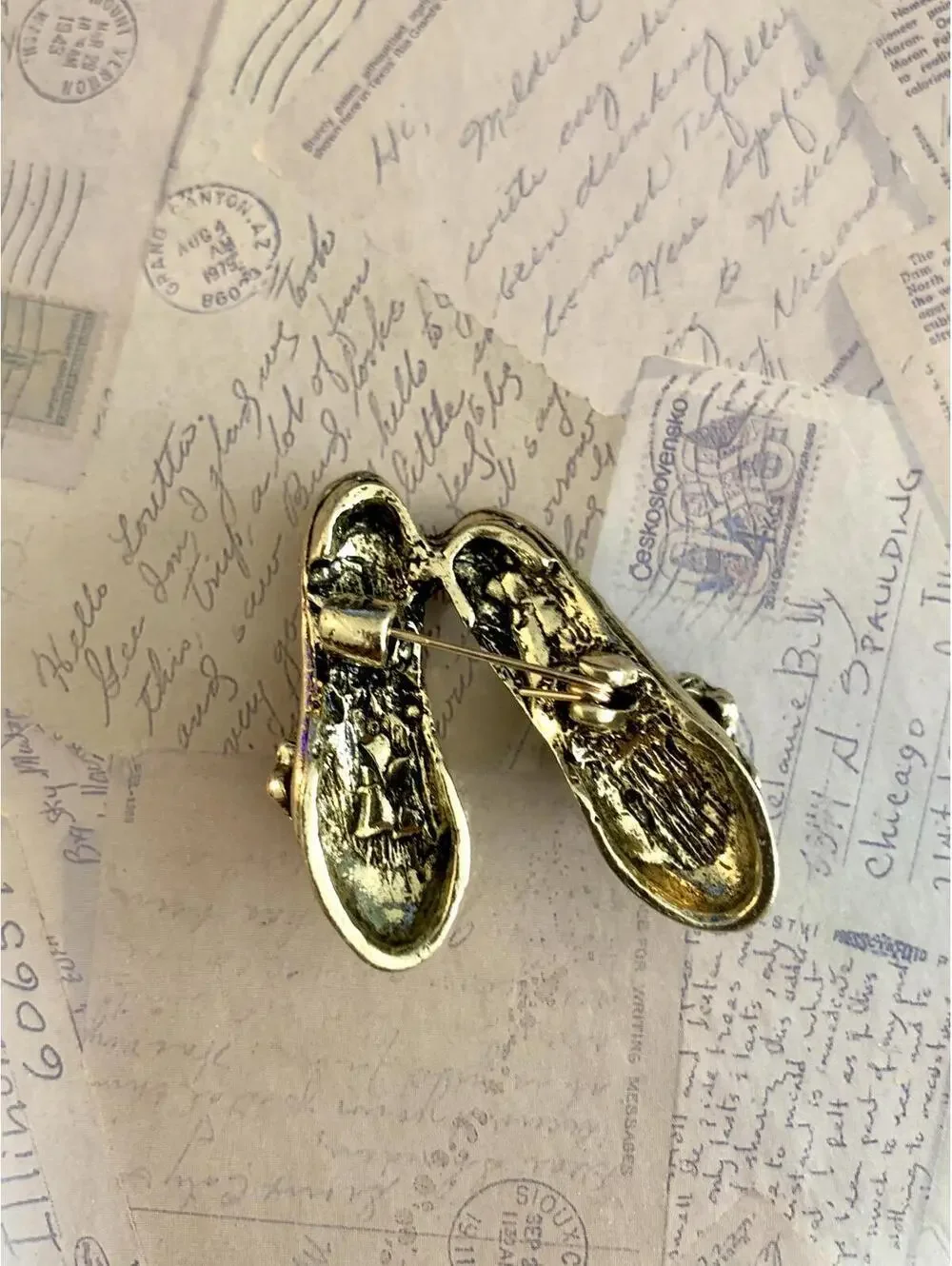 Dainty Floral Loafer Brooch - Pink Rhinestone Shoe Pin